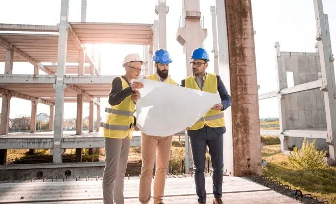 Construction de pharmacie : pourquoi confier les travaux à un architecte clef en main ?